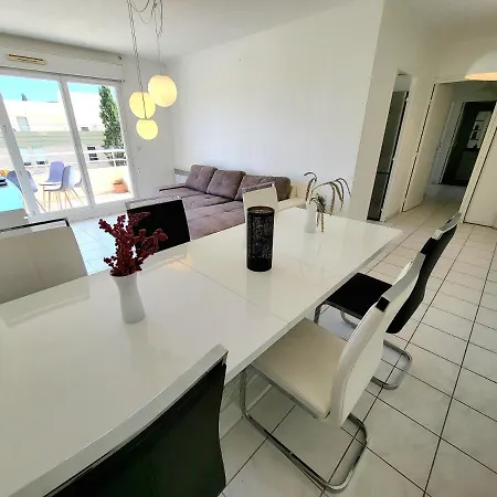 Appart Luxueux 3 Pieces, Piscine, Mer, Terrasse Apartment